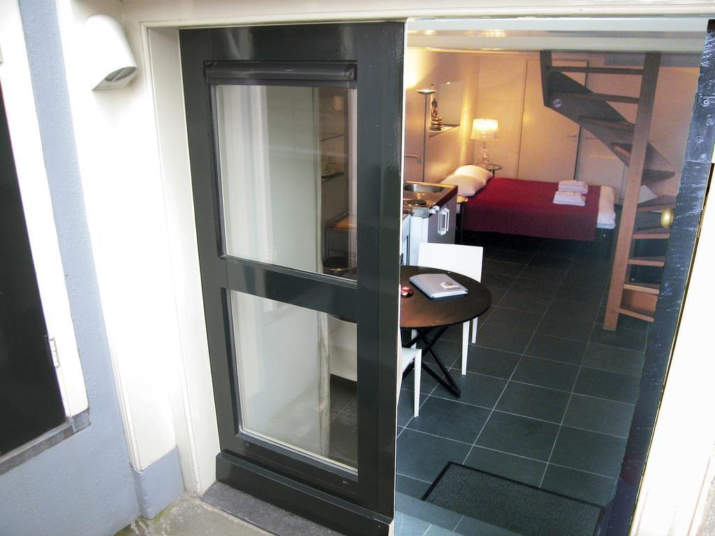 Amsterdam Canal Guest Apartment ภายนอก รูปภาพ
